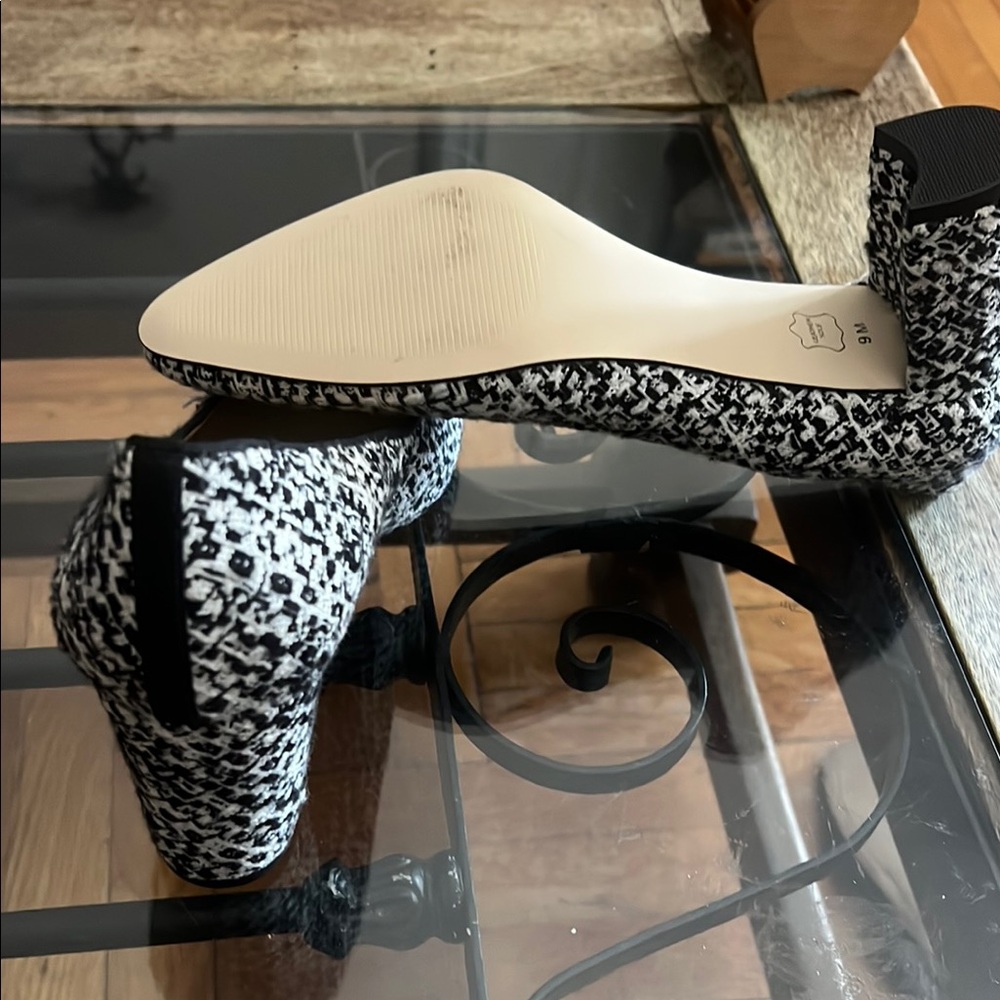 Talbots Monochrome Patterned Heels - Picture 3 of 8